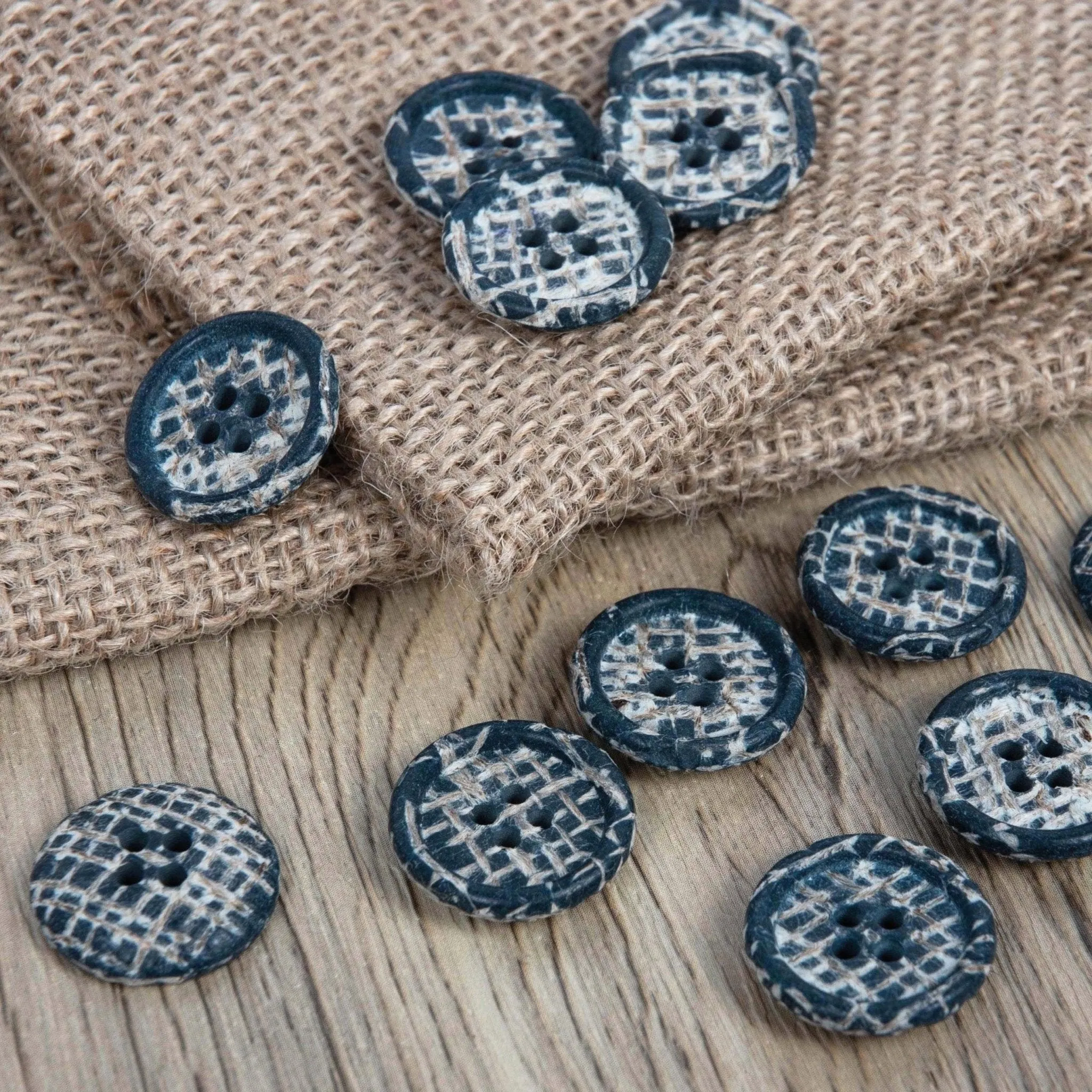 18mm Eco Button | 4 Hole | Jute | Navy