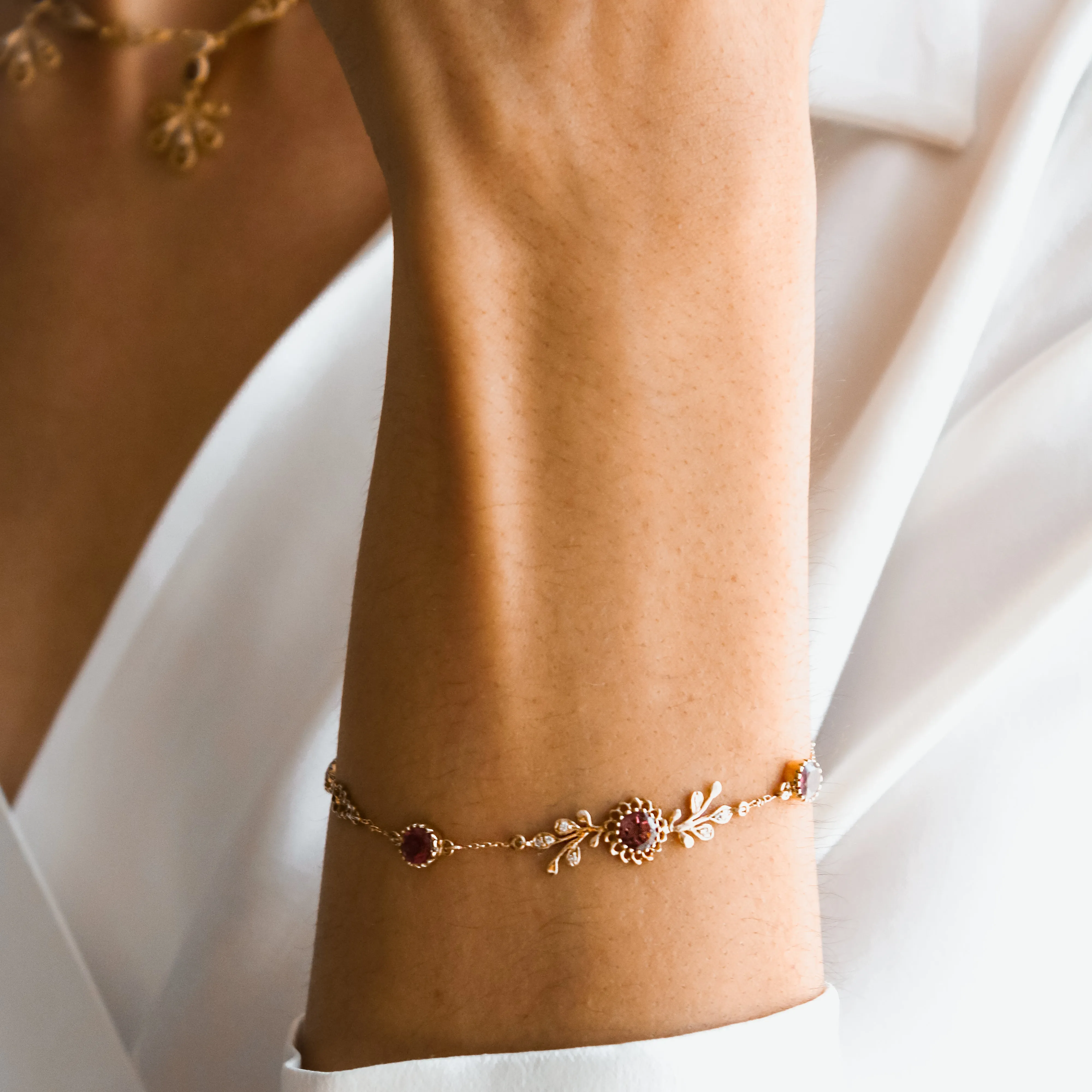 Aghabani Lily Veins Bracelet