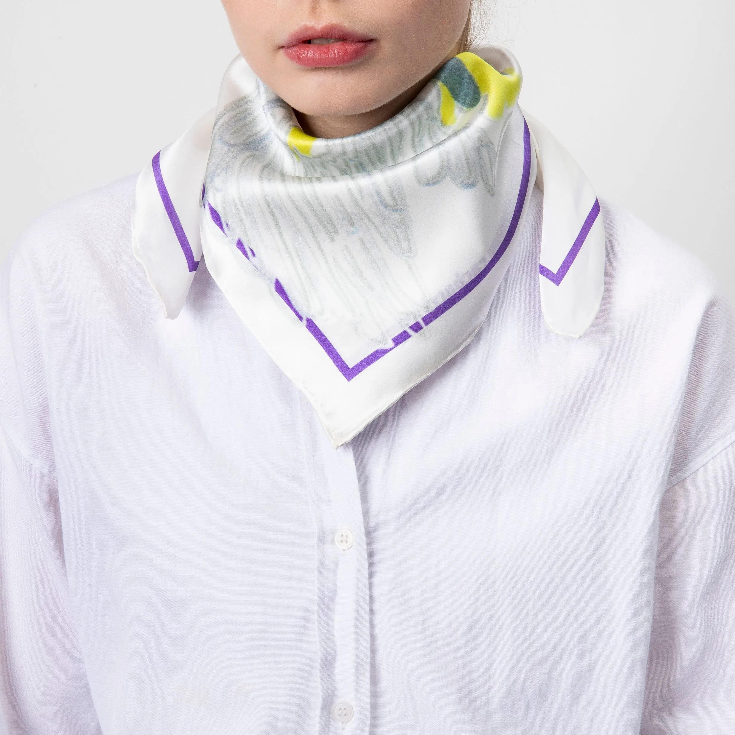 Cacharel CFM937F-Silk scarf Madeleine White
