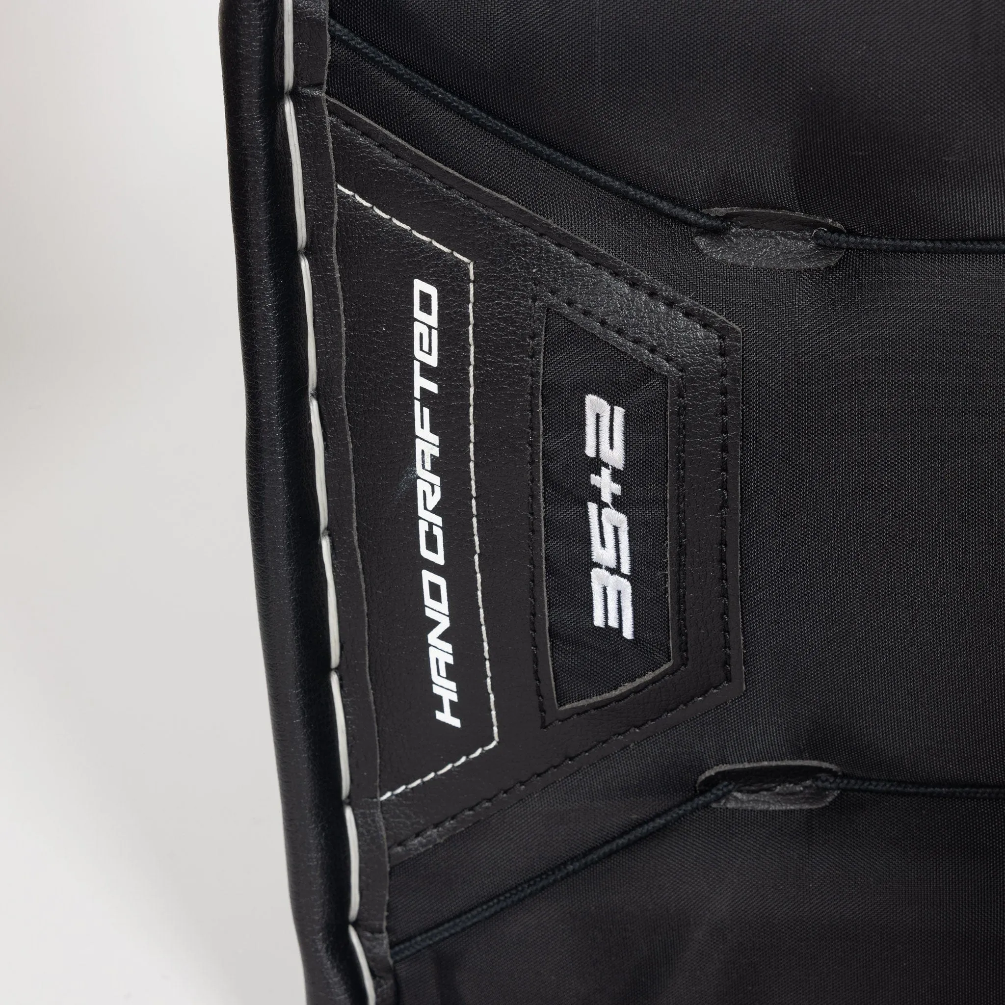 Demo Vaughn Velocity V9 Pro Senior Goalie Leg Pad