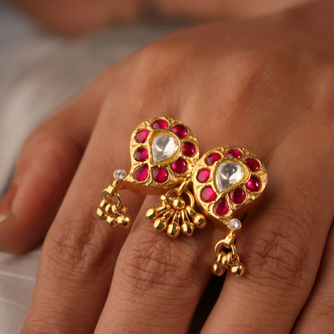 Dwayi Horizontal Silver Finger Ring by MOHA