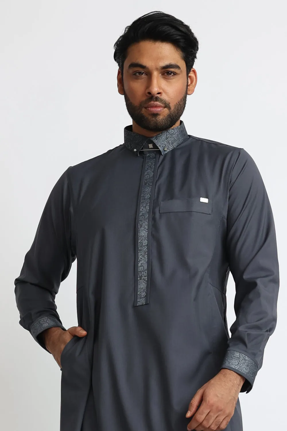 J130 Ash Grey Premium Thobe