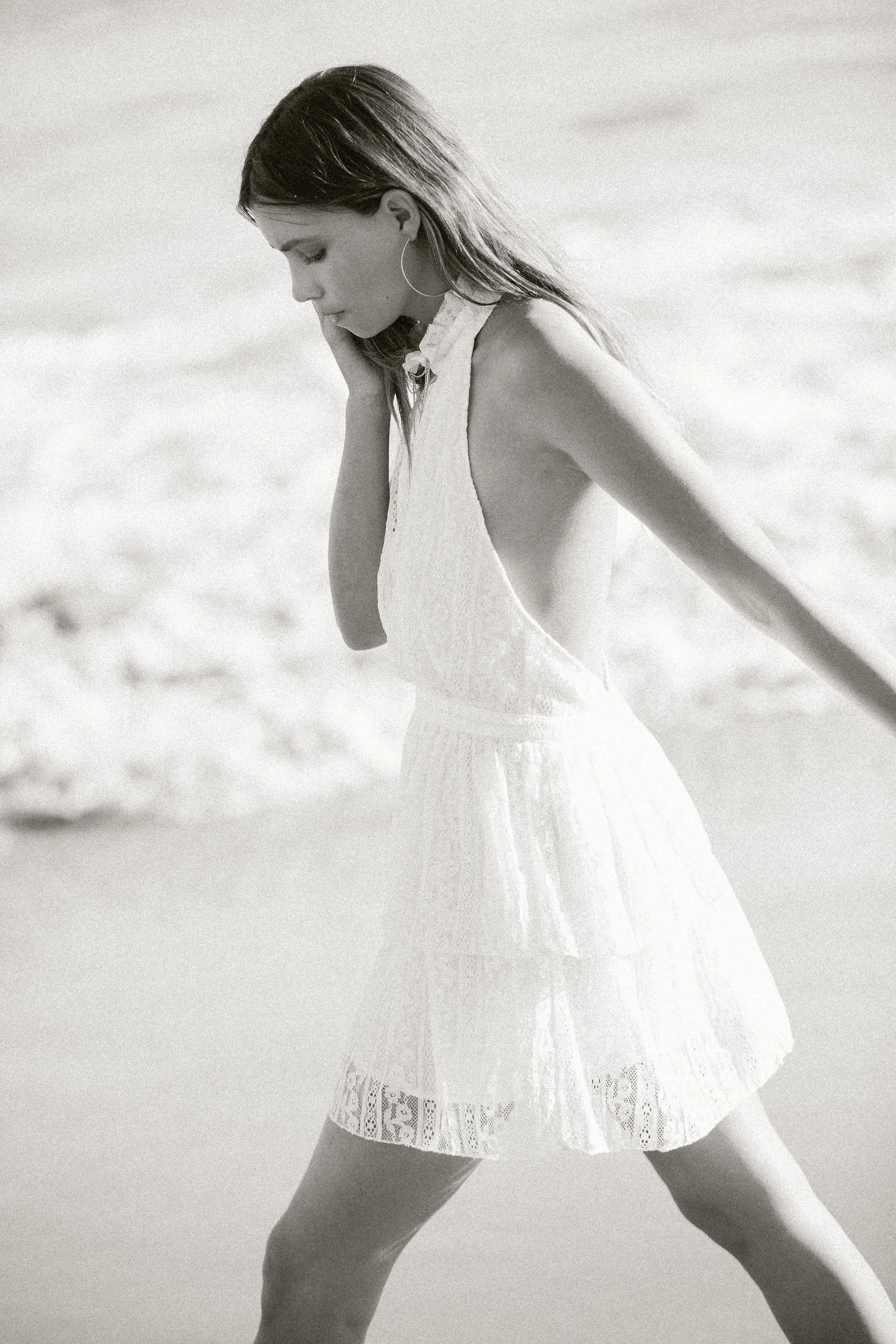 Neve Halter Dress- White