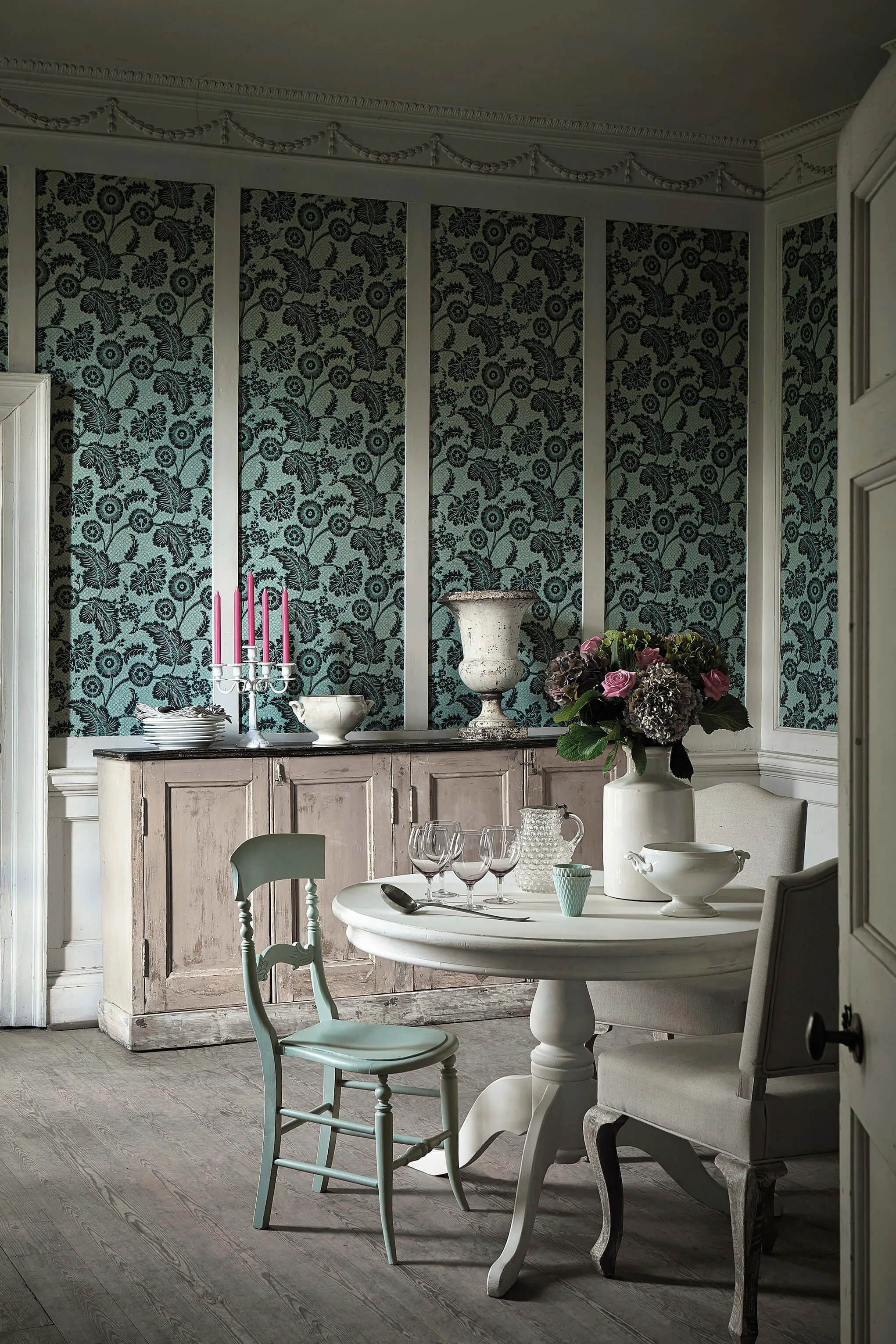 Piccadilly Wallpaper by Little Greene