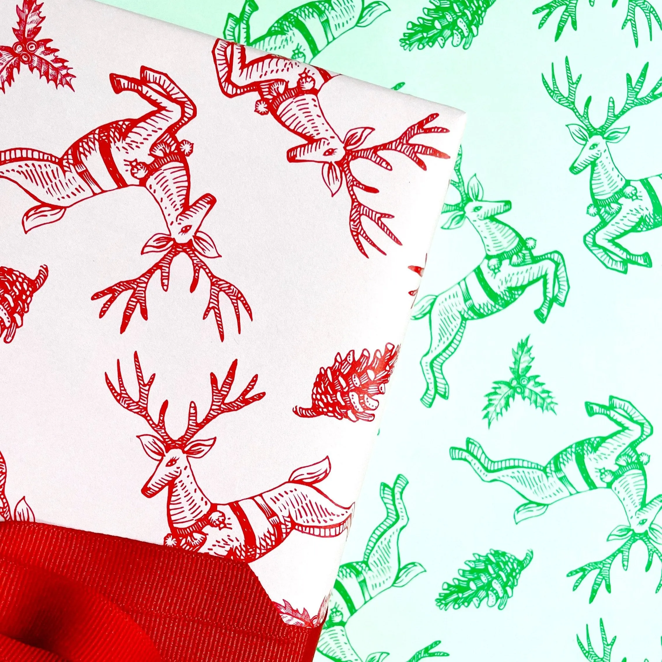Reindeer Damask Gift Wrap Sheets