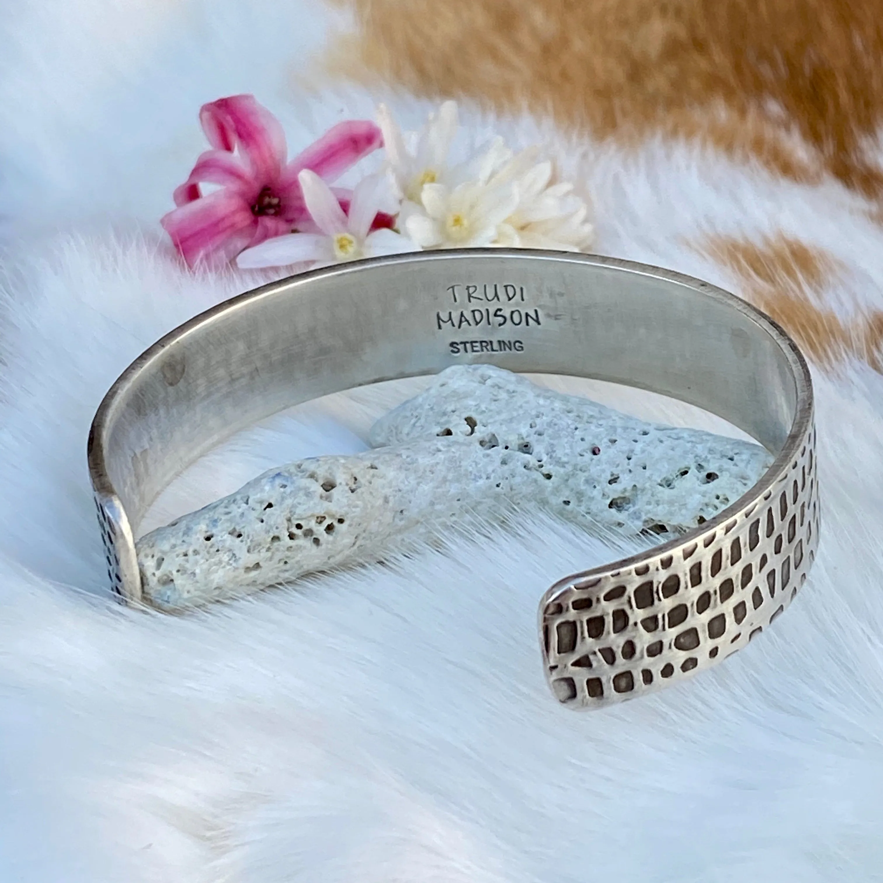 Reptile sterling silver cuff