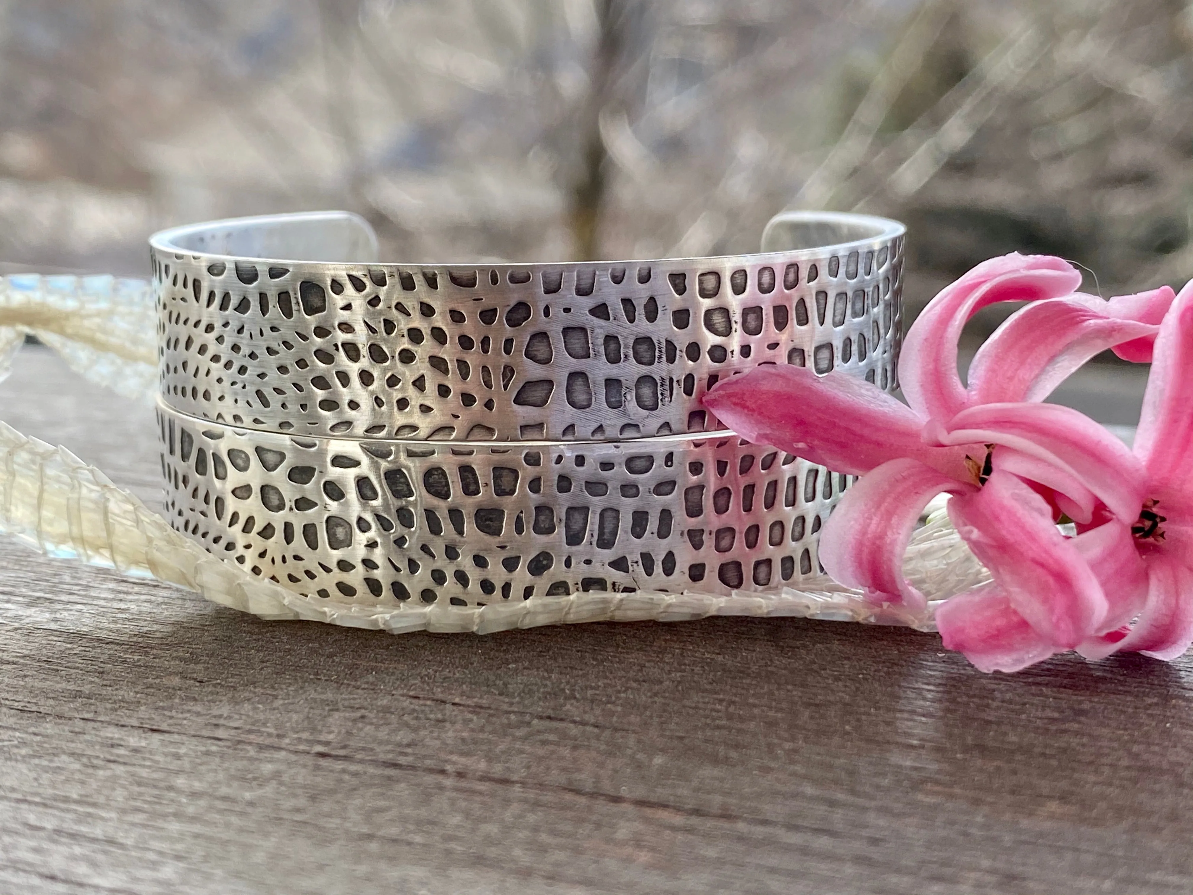 Reptile sterling silver cuff