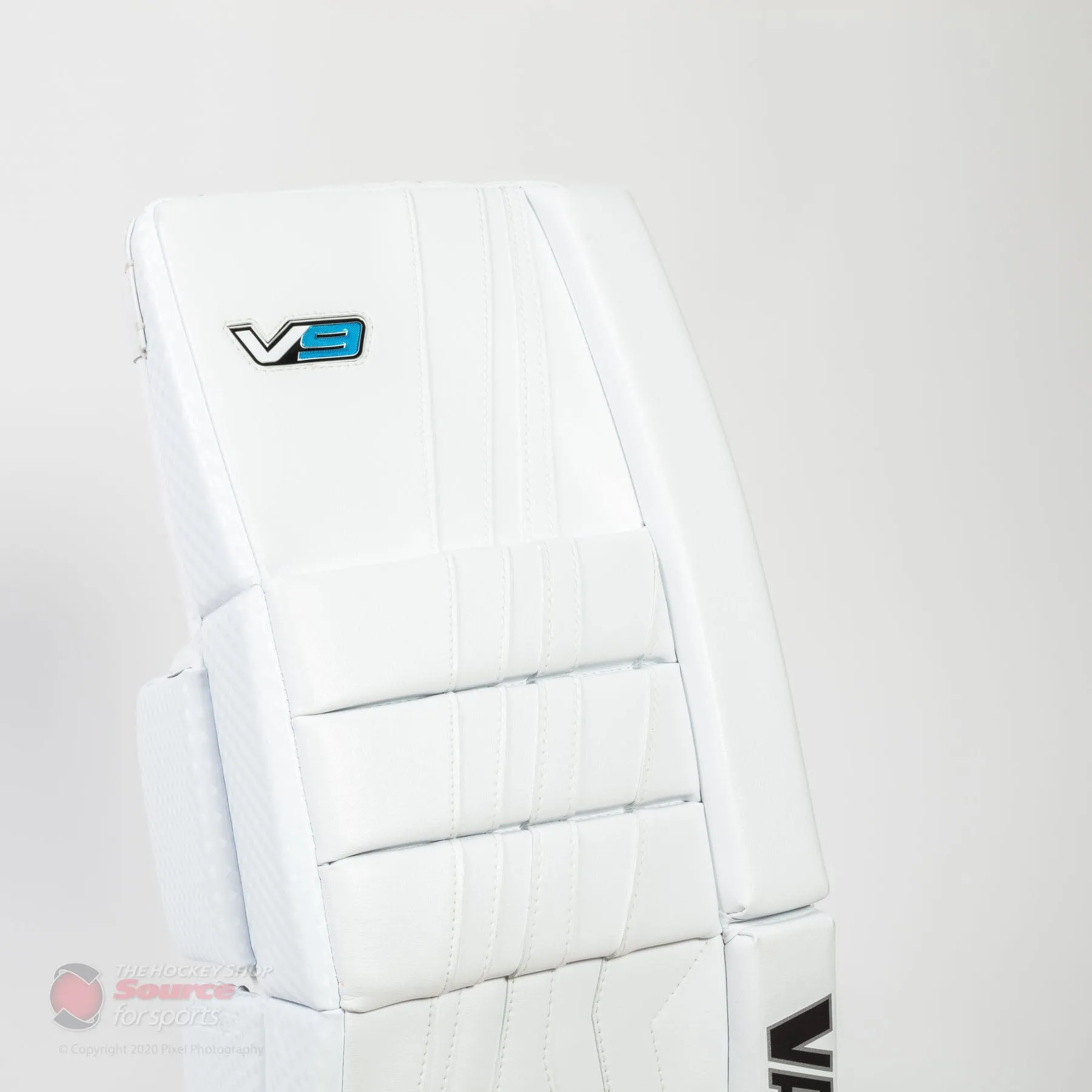 Vaughn Velocity V9 Pro Senior Goalie Leg Pads