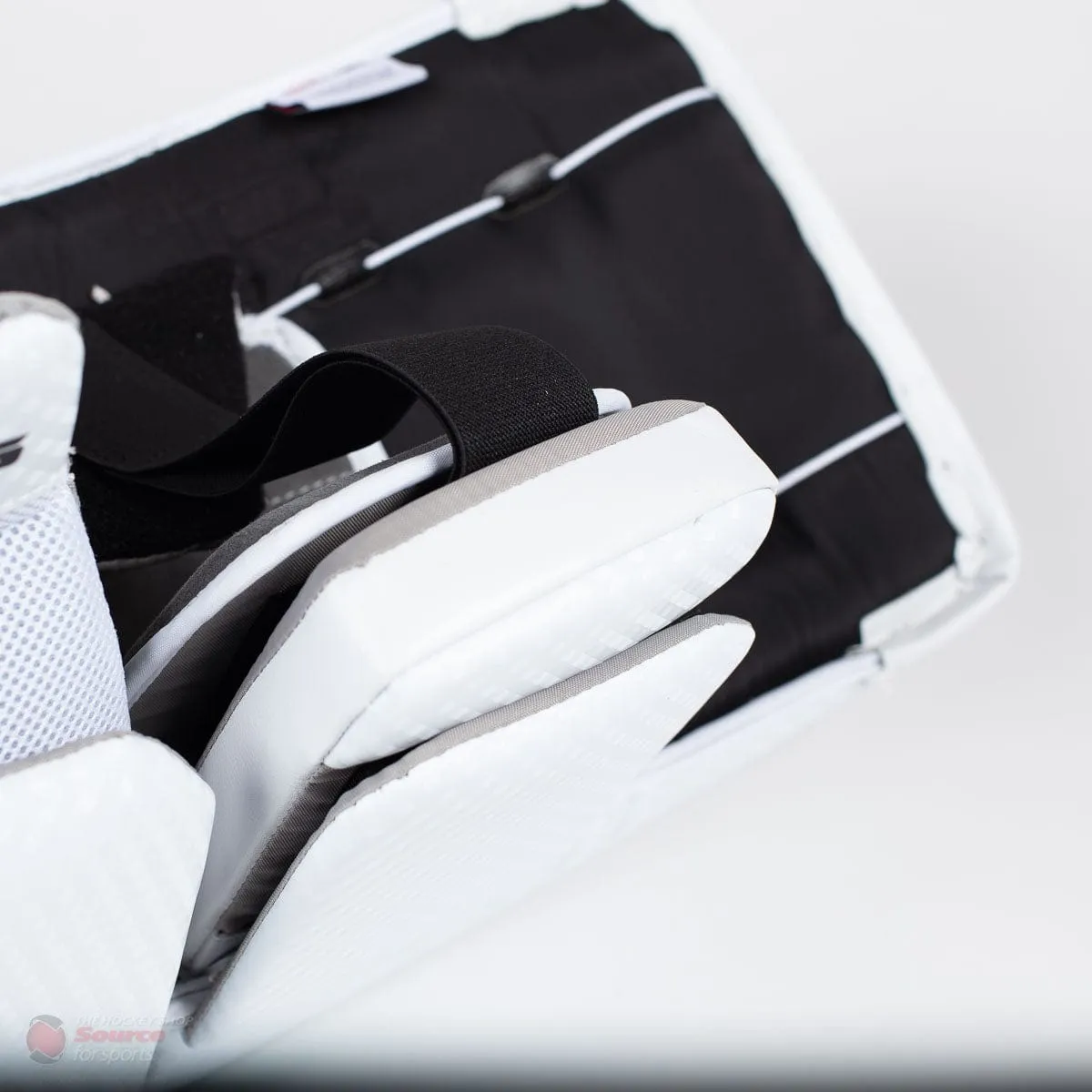 Vaughn Ventus SLR2 Pro Senior Goalie Leg Pads